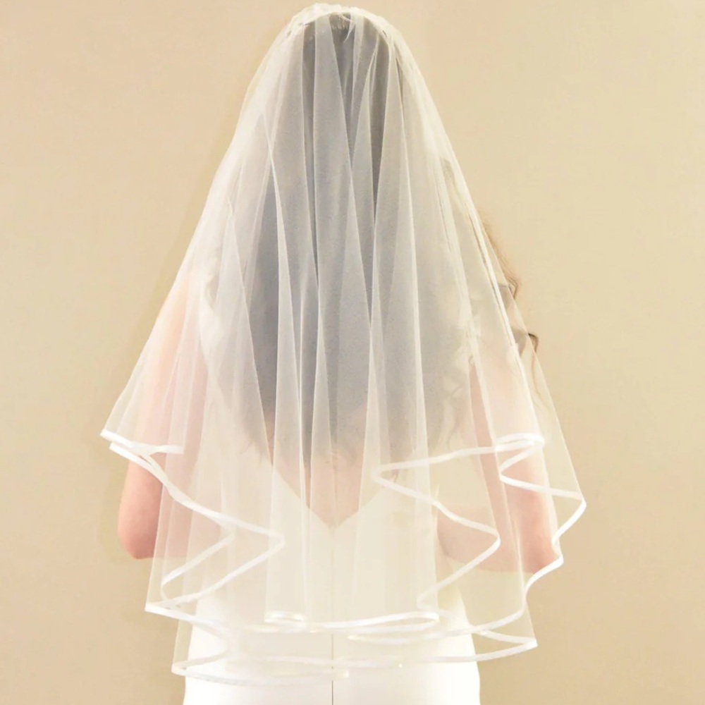 Pronovias double elbow length satin ribbon veil ivory - Picture 8 of 8